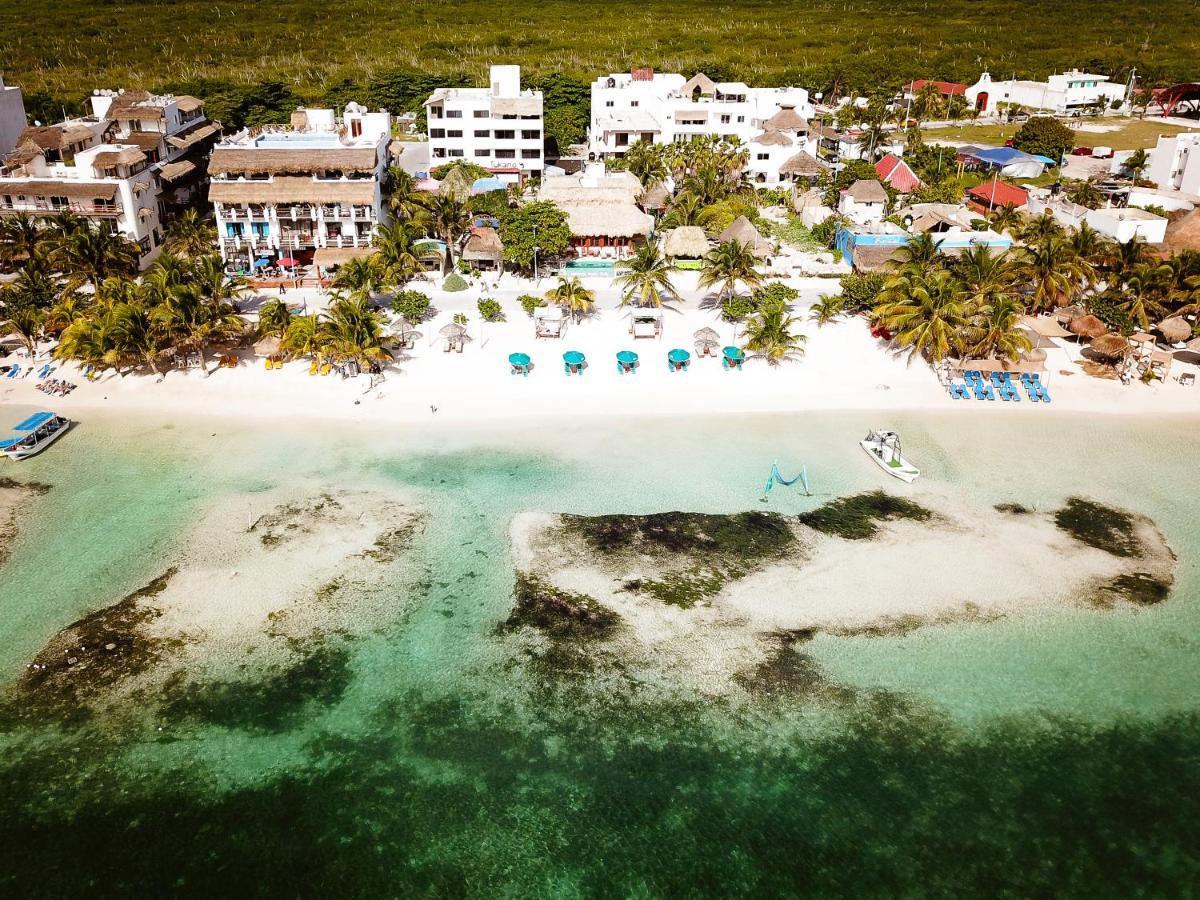 Nacional Beach Club & Bungalows マアウアル エクステリア 写真