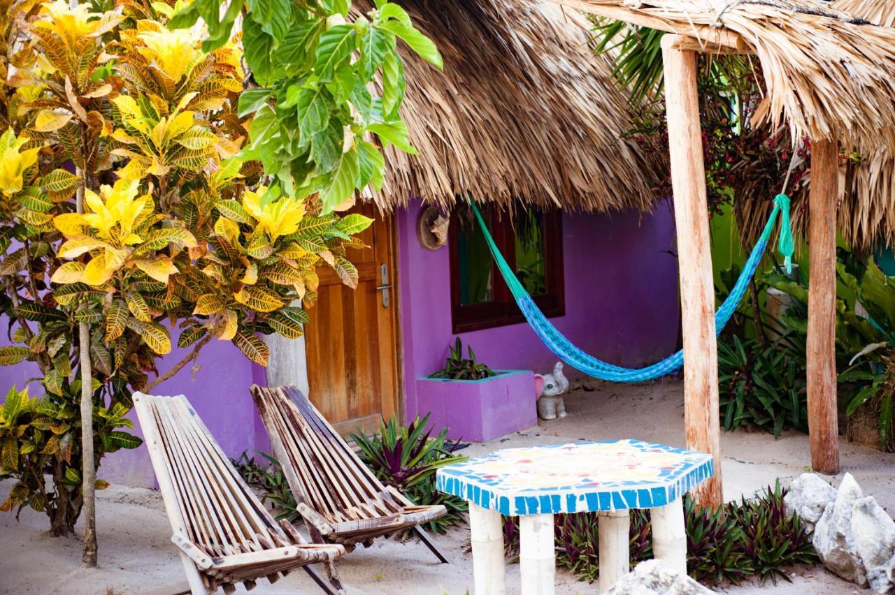 Nacional Beach Club & Bungalows マアウアル エクステリア 写真